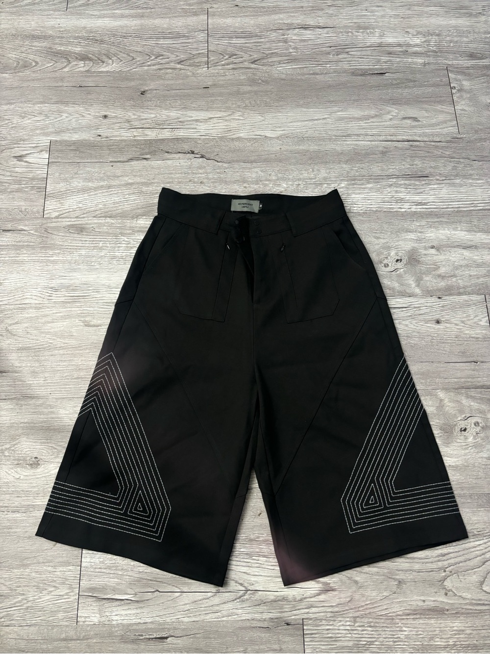 Projectisr US New York embroidered oversized shorts